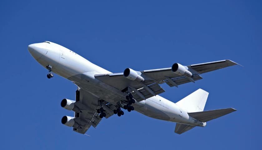 美國(guó)國(guó)際空運(yùn)