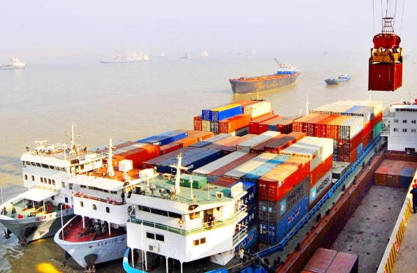 美國物流市場作為全球重要的物流市場之一，其發(fā)展呈現(xiàn)出復(fù)雜性