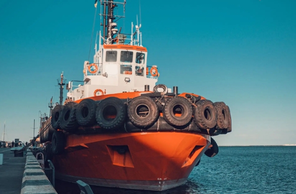 國際物流作為全球貿(mào)易的重要支柱，對企業(yè)的發(fā)展起著至關重要的作用