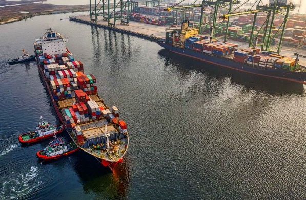 隨著全球貿易的不斷發(fā)展，國際貨代公司的未來將更加廣闊