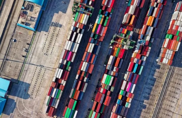 韓國(guó)貨代作為連接中韓貿(mào)易的橋梁，發(fā)揮著舉足輕重的作用