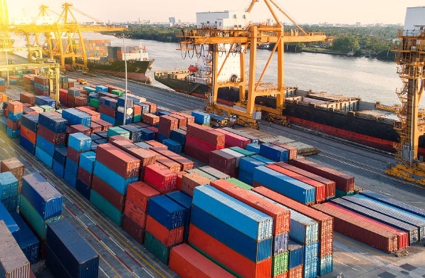 隨著全球化的推進(jìn)，非洲的貨代行業(yè)也迎來了前所未有的發(fā)展機(jī)遇