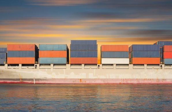 貨運代理提供了便捷高效的貨運服務，也為全球貿(mào)易繁榮做出重要貢獻