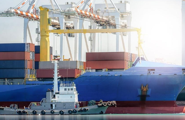 隨著印尼經(jīng)濟的持續(xù)增長和人口的不斷增加，其物流需求將持續(xù)擴大