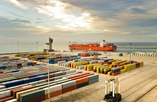 貨代公司是連接生產(chǎn)與消費的橋梁，更是推動國際貿(mào)易運轉的幕后英雄